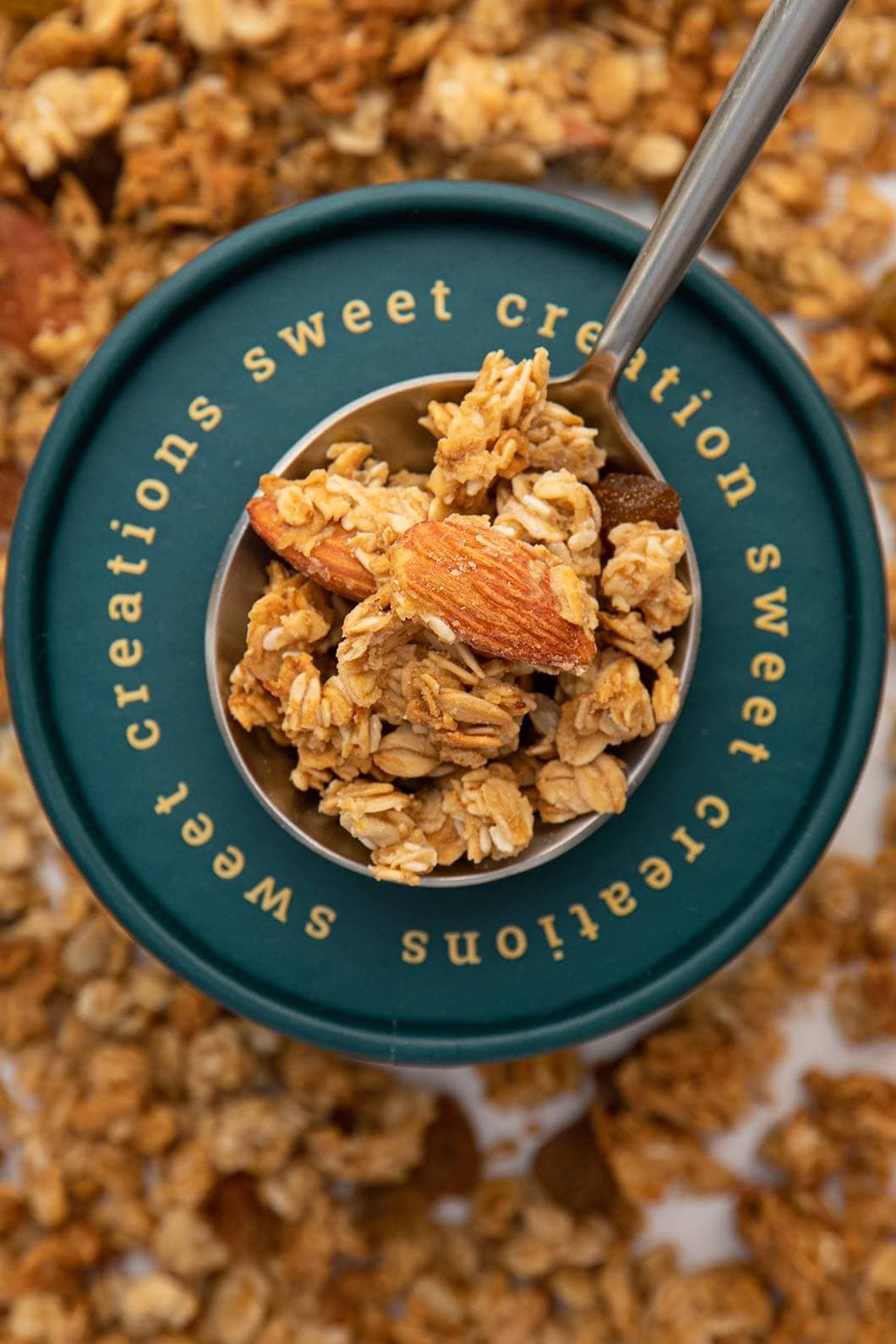 Набір граноли: вишня 1 кг + мигдаль 250 г у подарунок thumbnail