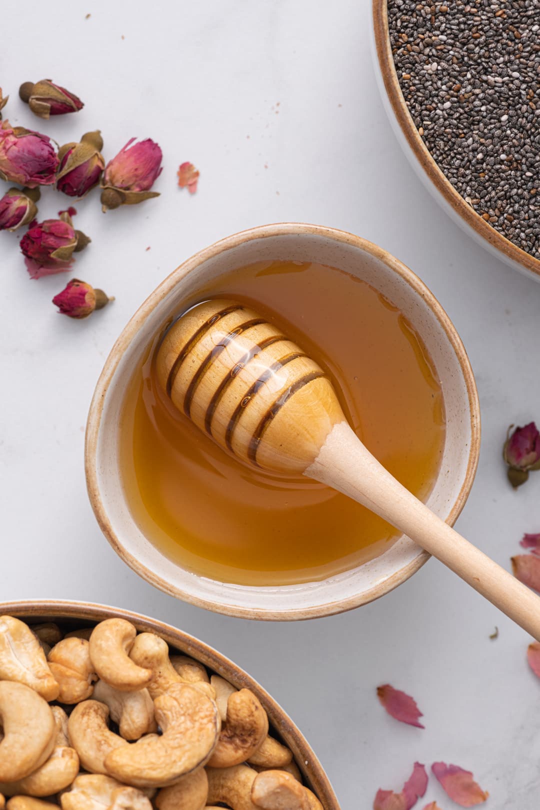 Набір граноли у трьох форматах: кешʼю, фінік та імбир, 1750 г thumbnail