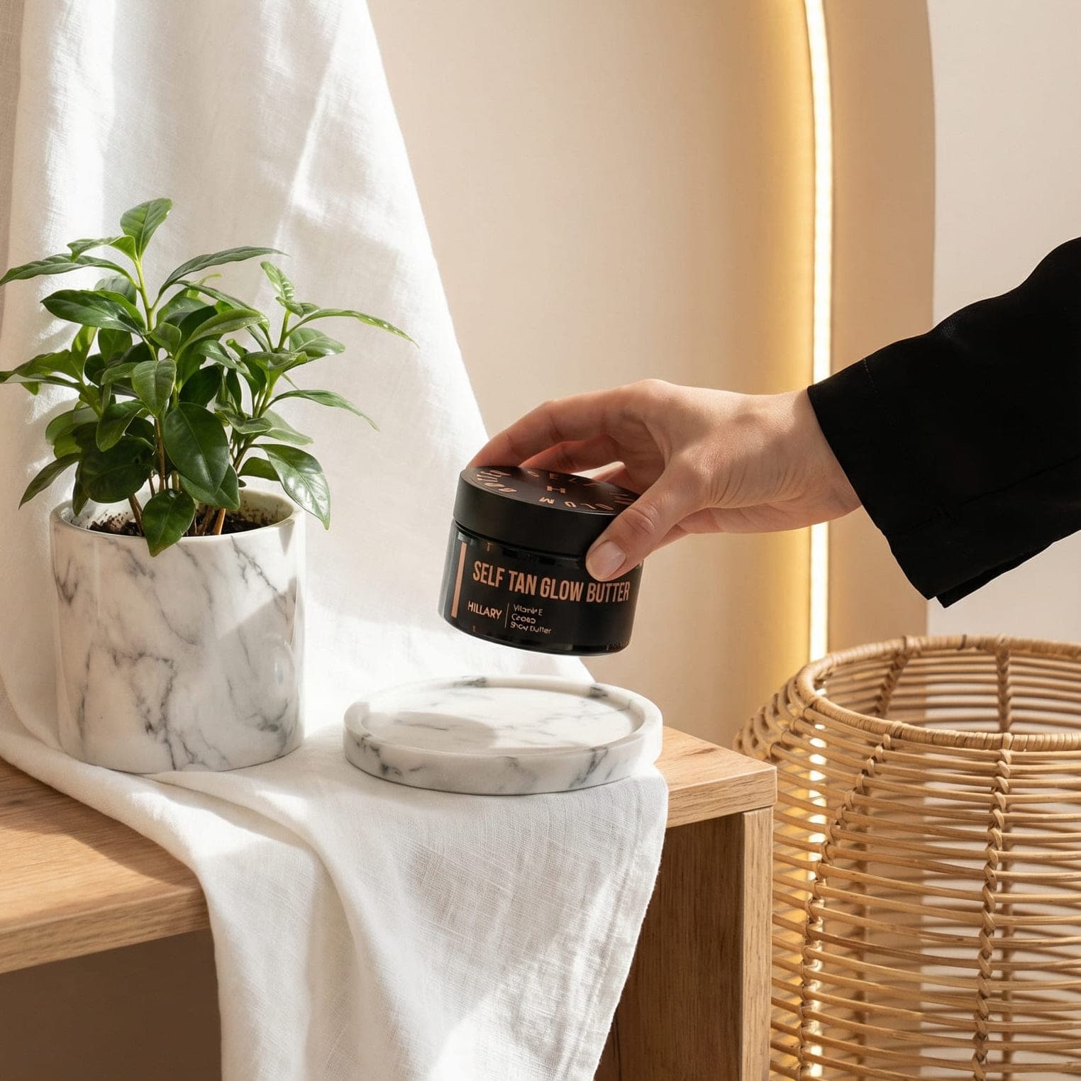 Комплекс для ексфоліації та автозасмаги з ефектом шиммеру thumbnail