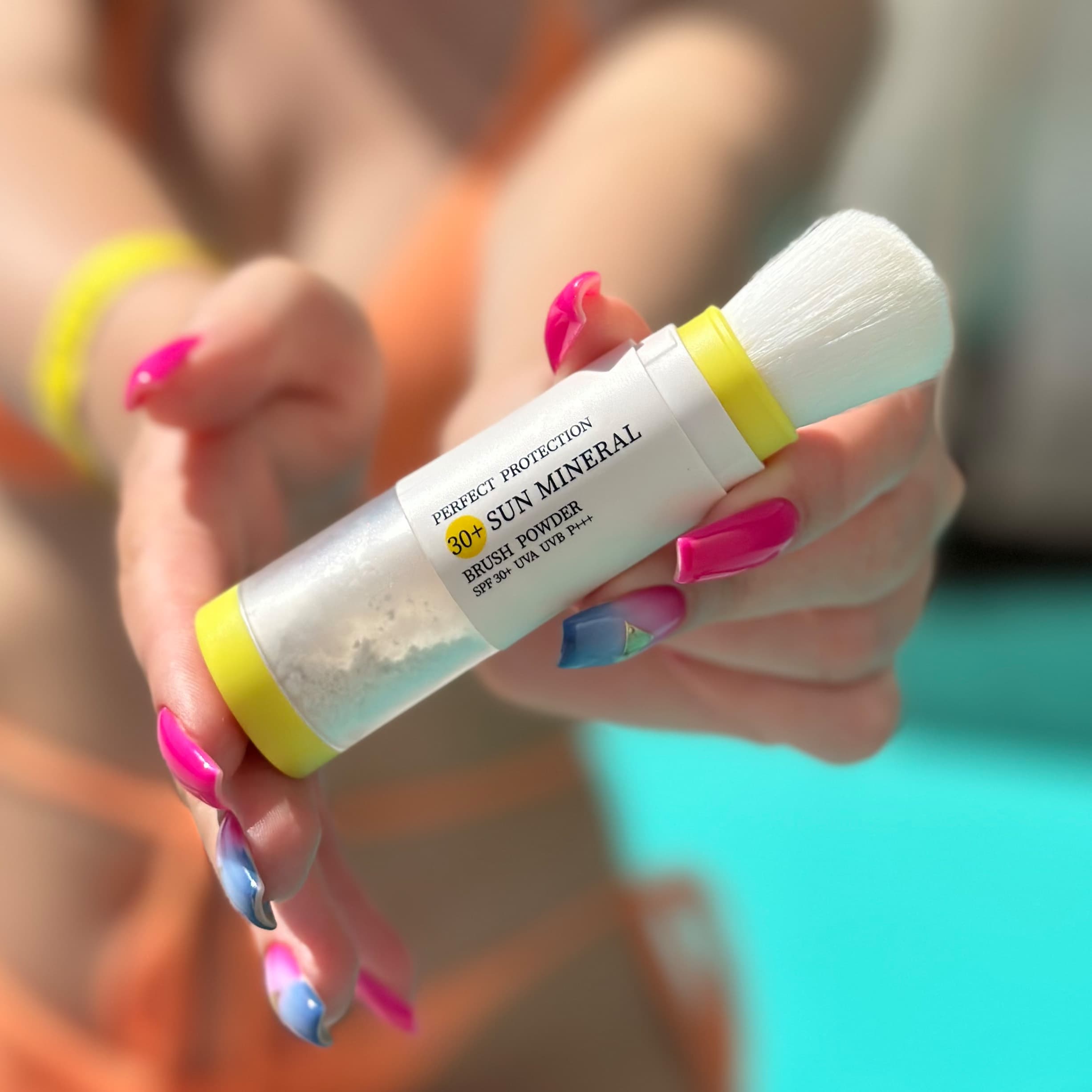 Сонцезахисний набір для обличчя SPF30+: прозора пудра і крем thumbnail