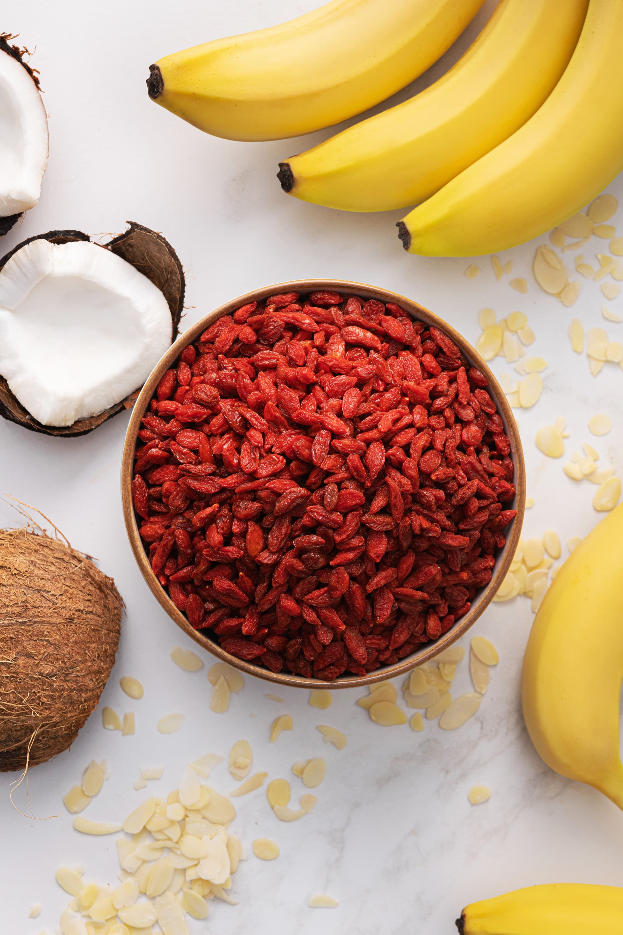 Набір граноли зі смаком шоколаду та кокосу, банана й мигдалю, 1500 г thumbnail